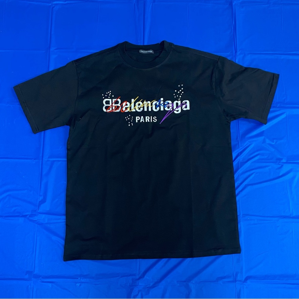 Balenciaga Black Short Sleeve Tee with Minimalist Design